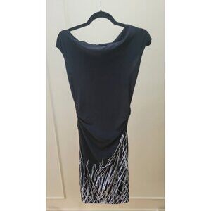 CALVIN KLEIN - short black dress with white design - 4